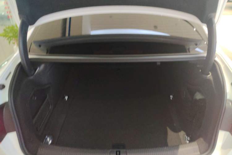 Used Audi A4L 2022 40 TFSI Luxury Dynamic Model Trunk