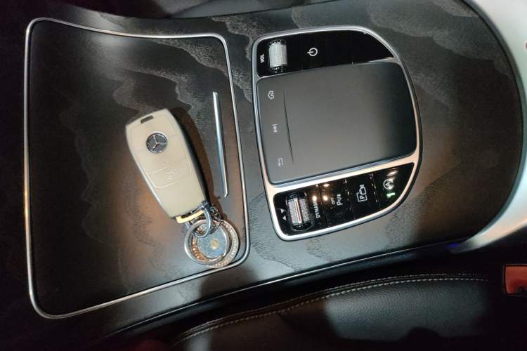 Used Mercedes-Benz C-Class 2021 C 200 L Fashion Edition Sport Version
