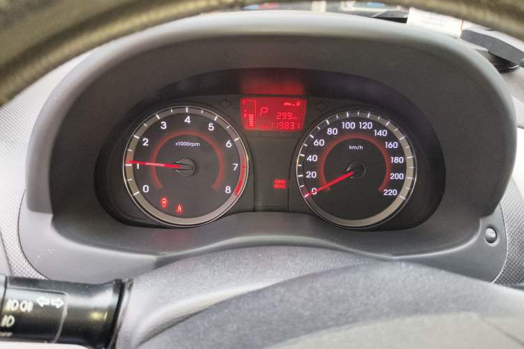 Used Hyundai Verna (older generation) 2010 Sedan 1.4L Automatic Comfort Model GS
