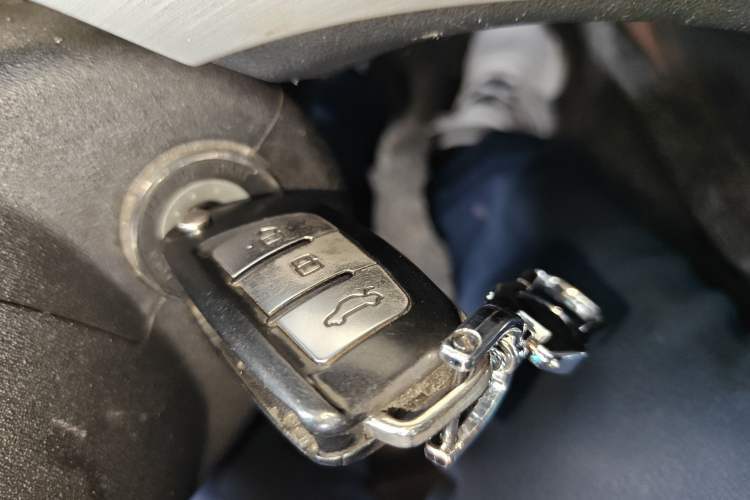 Used Geely Auto Vision 2017 1.5L Manual Happiness Edition
