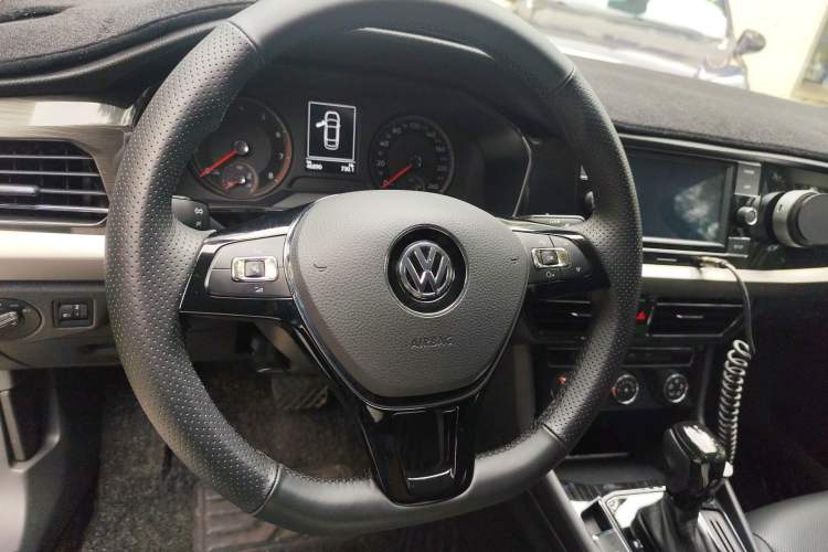 Used Volkswagen Lavida 2018 1.5L Automatic Comfort Edition China V Standard
