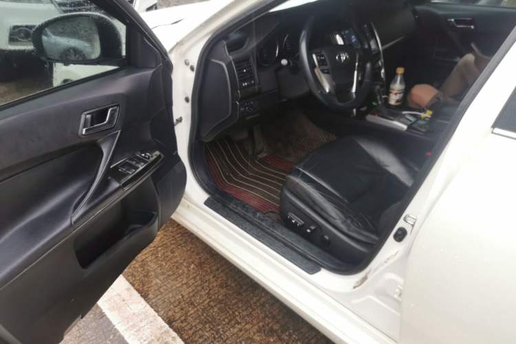 Used Toyota Reiz 2010 2.5S Fengdu Jinghua Edition
