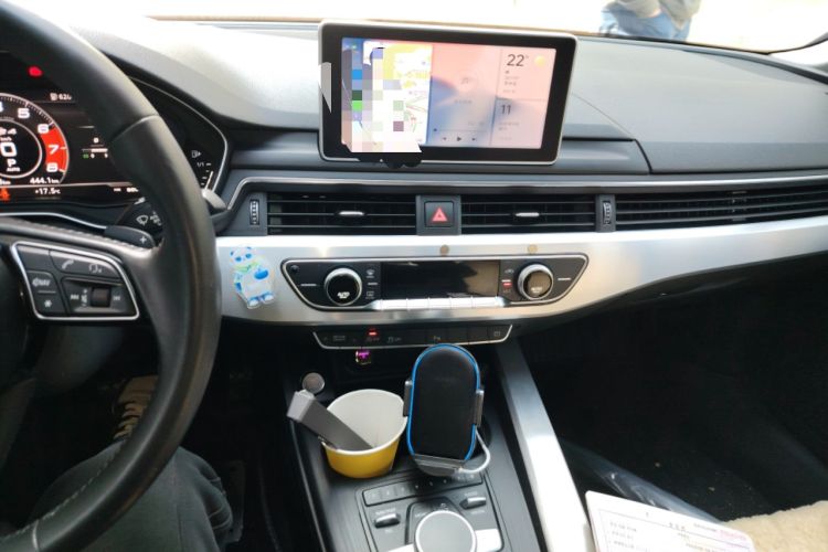 Used Audi A4L 2018 30th Anniversary Edition 40 TFSI Trendy Model Audio And AC Panel