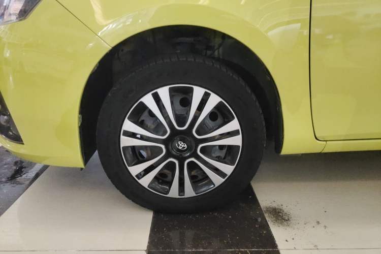 Used Toyota YARiS L Zhi Xuan 2016 Revised 1.5E CVT Charming Edition