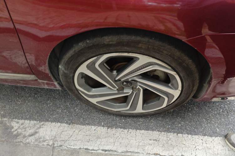 Used DS 4S 2016 1.8T Automatic Prestige Edition THP200 Right Front Wheel Hub