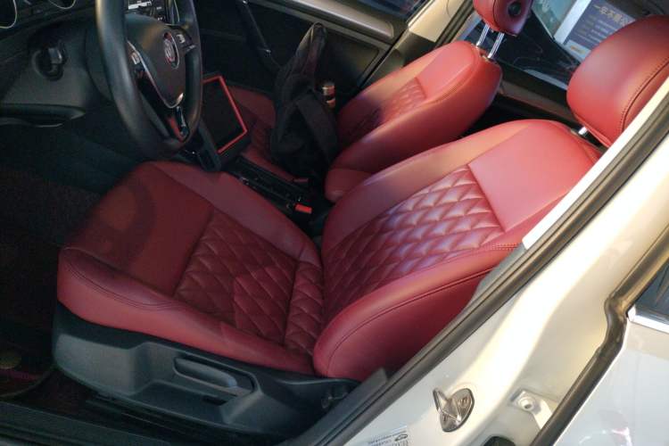 Used Volkswagen Golf 2019 200TSI DSG Comfort & Ambition Edition China VI Standard