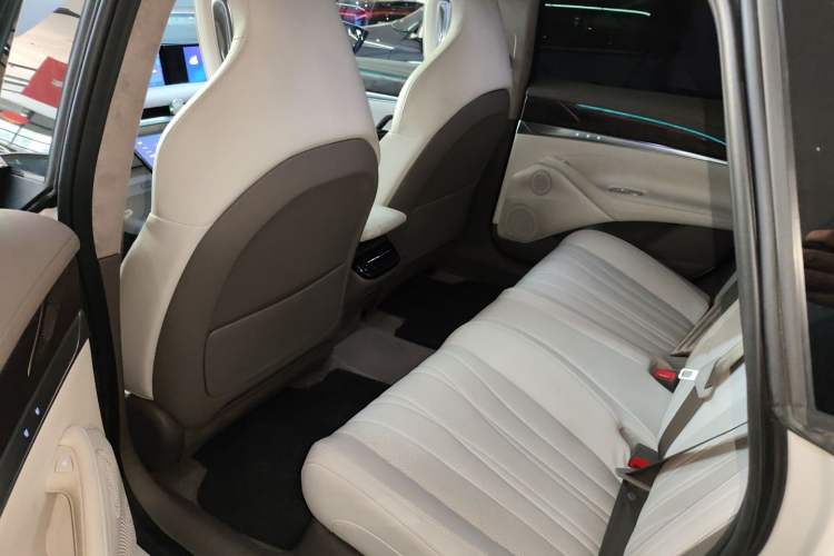 Used IM L7 2022 Dynamic Model