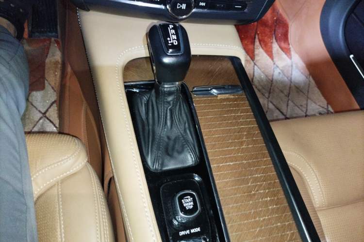 Used Volvo S90 2018 T5 Prestige Edition