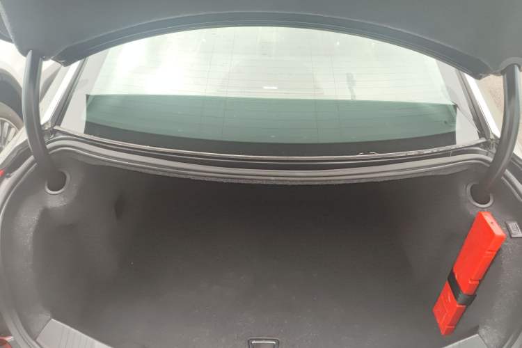 Used Cadillac XTS 2014 28T Luxury Model
