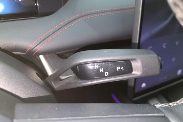 Used Xiaomi Auto SU7 2024 Rear-Drive Long-Range Intelligent Driving Version