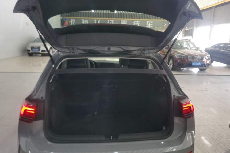 Used Volkswagen Golf 2021 280TSI DSG Pro Trunk