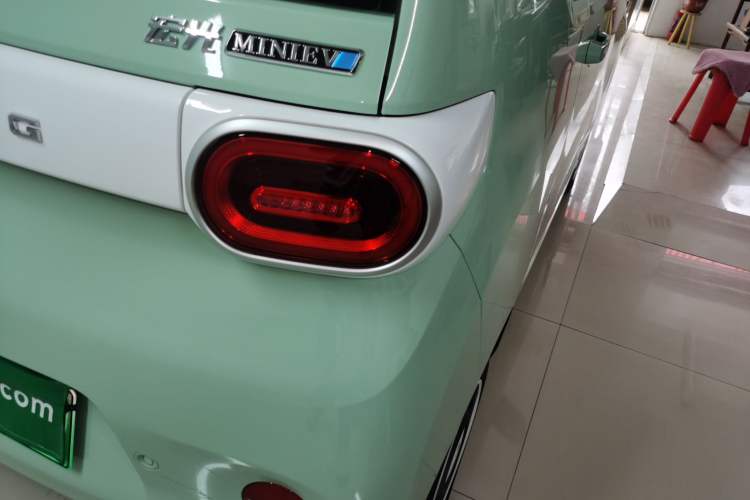 Used Wuling Hongguang MINIEV 2024 3rd Generation 215km Youth Edition
