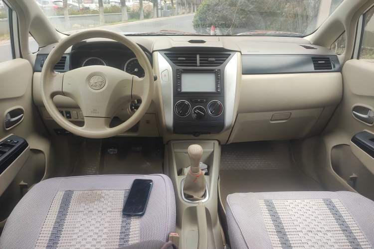 Used Venucia D50 2012 1.6L Manual Comfort Edition