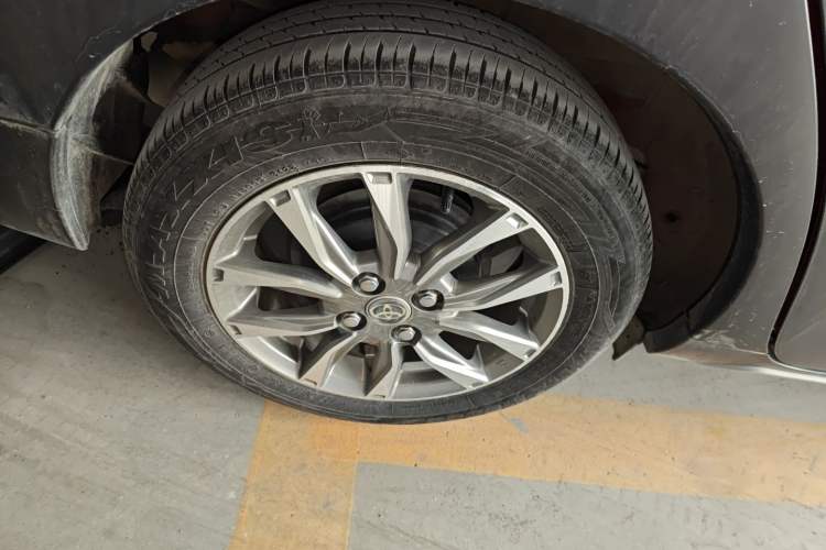 Used Toyota YARiS L Zhi Xuan 2022 X-Trail 1.5L CVT Leading PLUS Edition