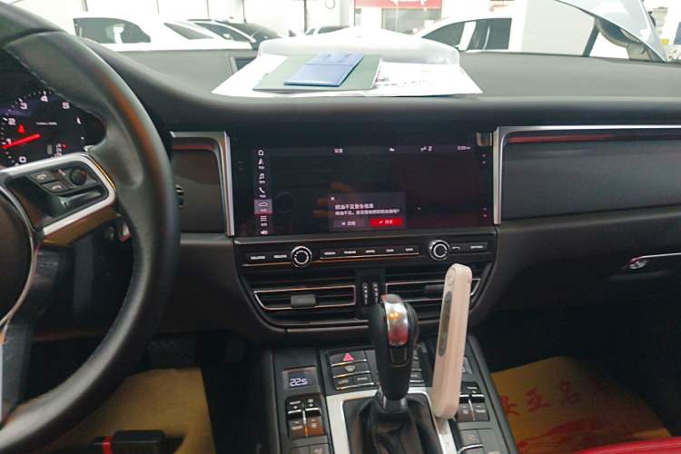 Used Porsche Macan 2021 Macan 2.0T