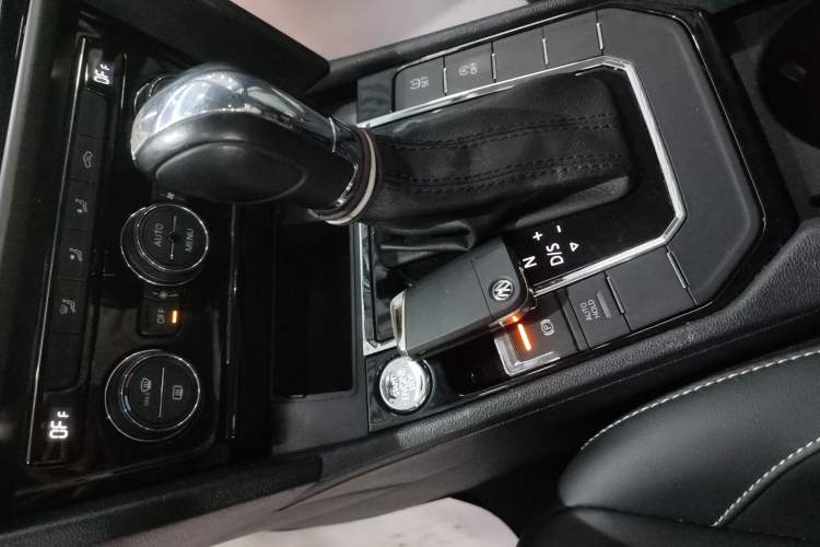 Used Volkswagen Lamando 2019 280TSI DSG Comfort Edition China VI standard