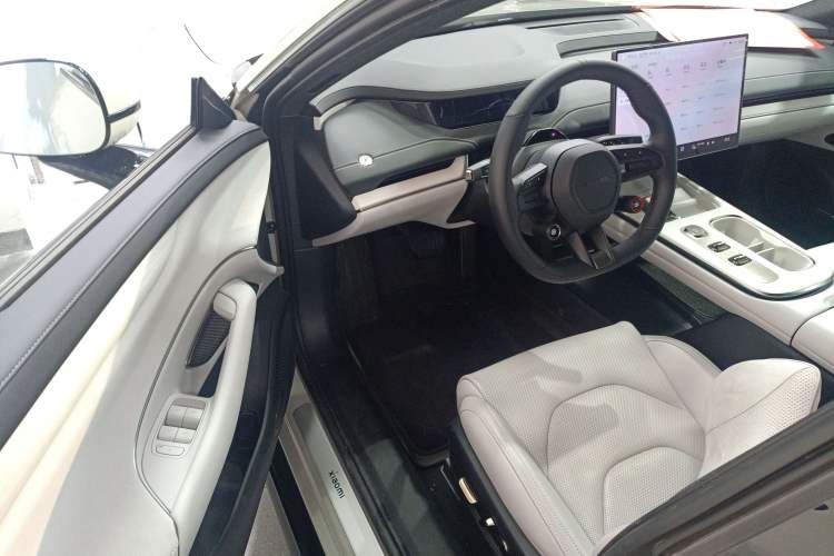 Used Xiaomi Auto SU7 2024 Rear-Drive Standard Founder Edition Driver Seat