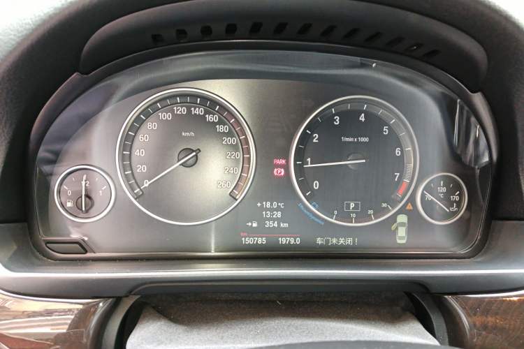 Used BMW 5 Series 2013 525Li Luxury Model