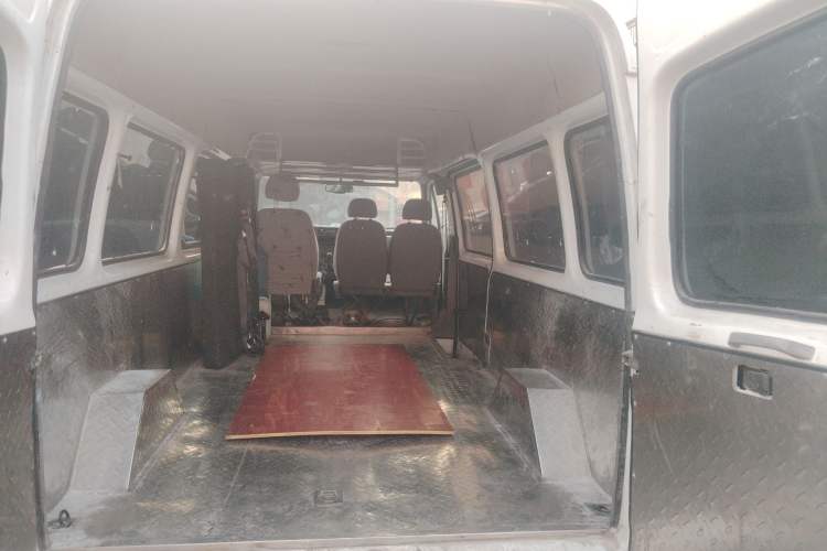 Used JMC Transit 2017 2.8T Commercial Version Long Wheelbase Mid-Roof 6/7/8-Seater JX493