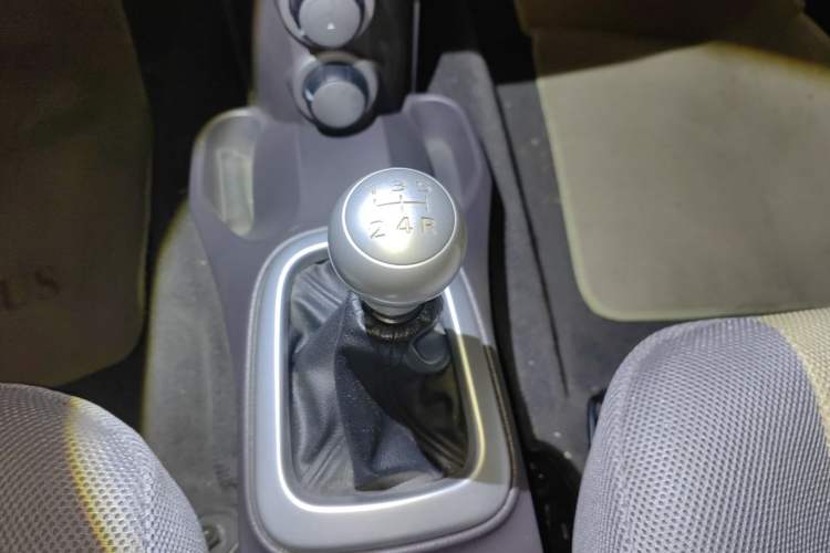 Used Lotus L3 2010 Sedan 1.6L Manual Elite Model