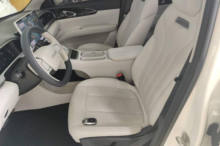 Used Geely Galaxy Geome 2025 UP 410km Exploration Edition Left Front Seat