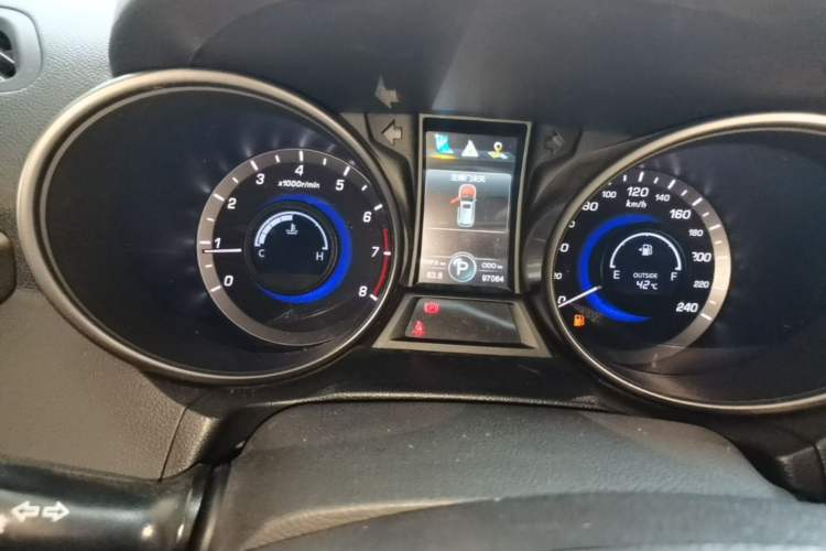 Used CHANGAN CS75 2016 1.8T Automatic Elite Model China V Standard