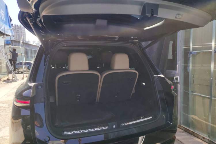 Used Li Auto L9 2025 Ultra Smart Refreshed Edition Trunk