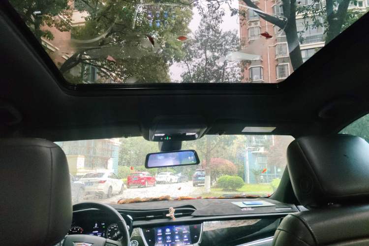 Used Cadillac XT6 2021 2.0T Six-Seater Four-Wheel-Drive Luxury Version