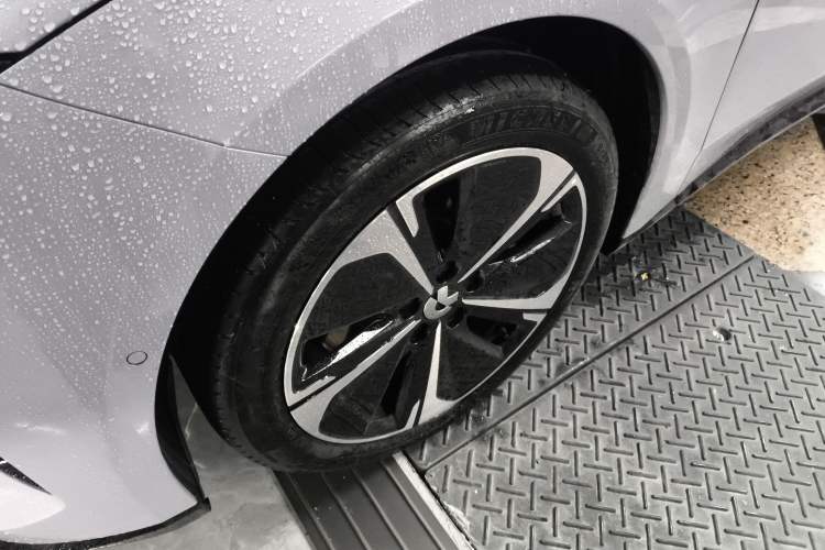 Used Nio ET5 2025 75 kWh