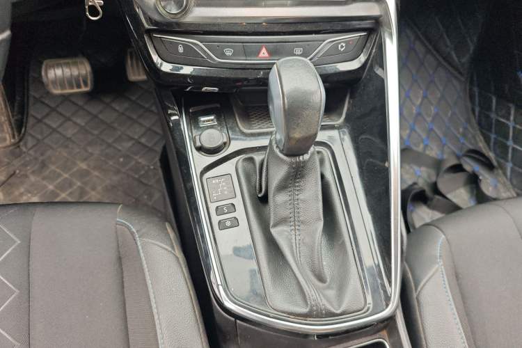 Used Peugeot 308 2016 1.6L Automatic Luxury Edition