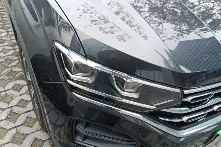 Used Volkswagen Tayron 2019 Teramont Edition 280TSI Two-Wheel Drive Luxury Model China VI Standard Right Front Headlight