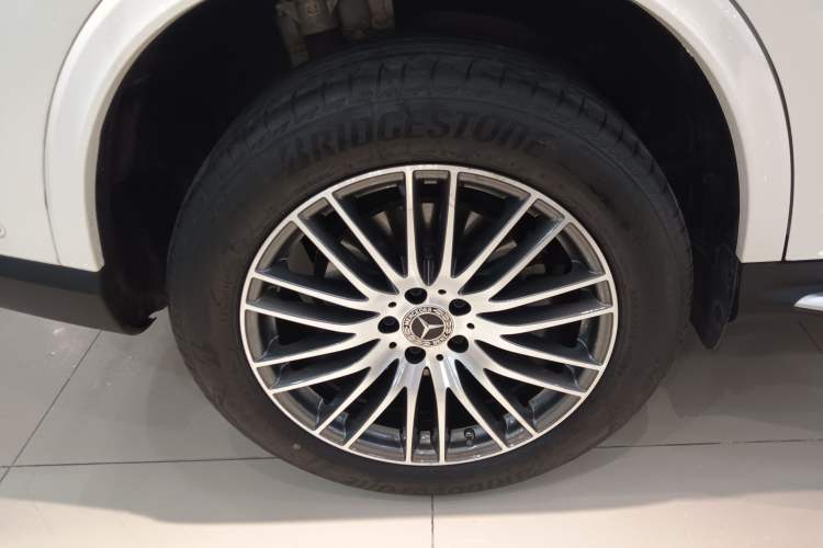 Used Mercedes-Benz GLC 2023 GLC 300 L 4MATIC Dynamic 7-Seater