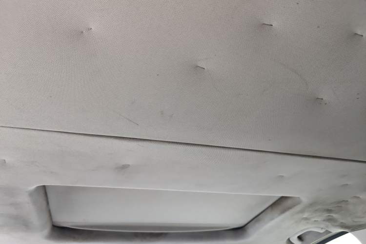 Used SAIC MAXUS G10 2014 2.0T Automatic Elite Edition