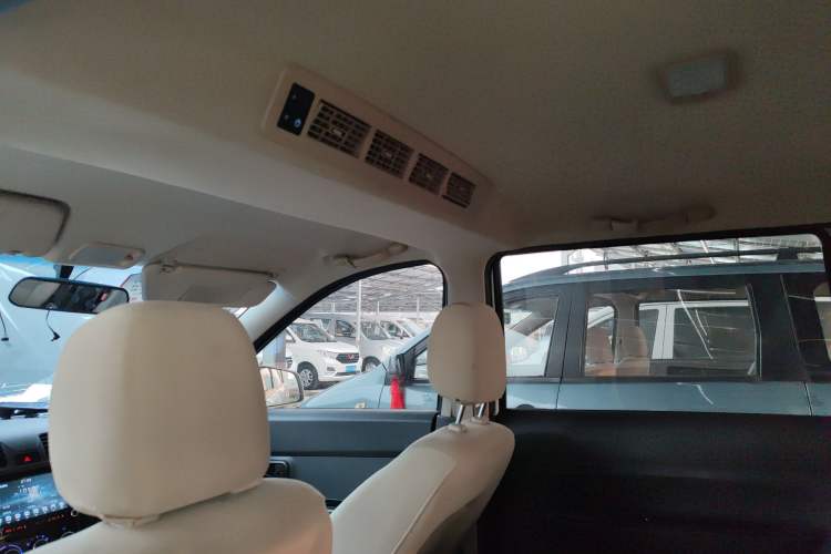 Used Wuling Hongguang 2014 1.5L S Standard Version
