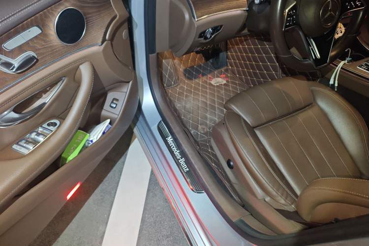 Used Mercedes-Benz E-Class 2021 Facelift E 260 L
