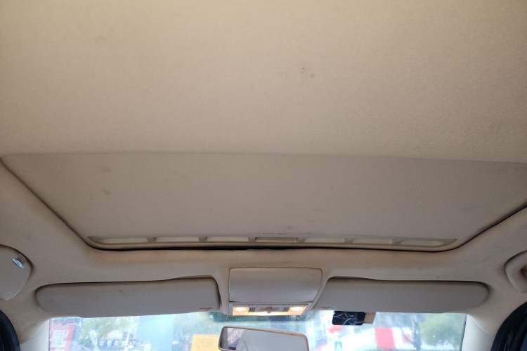 Used Volkswagen Lavida 2011 1.6L Automatic Premium Edition Headliner