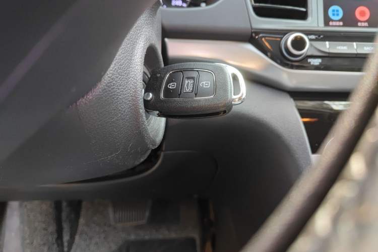 Used Hyundai Elantra (6th Generation / Lingdong) 2019 1.5L CVT ZhiXuan – Elite Version Vehicle Key