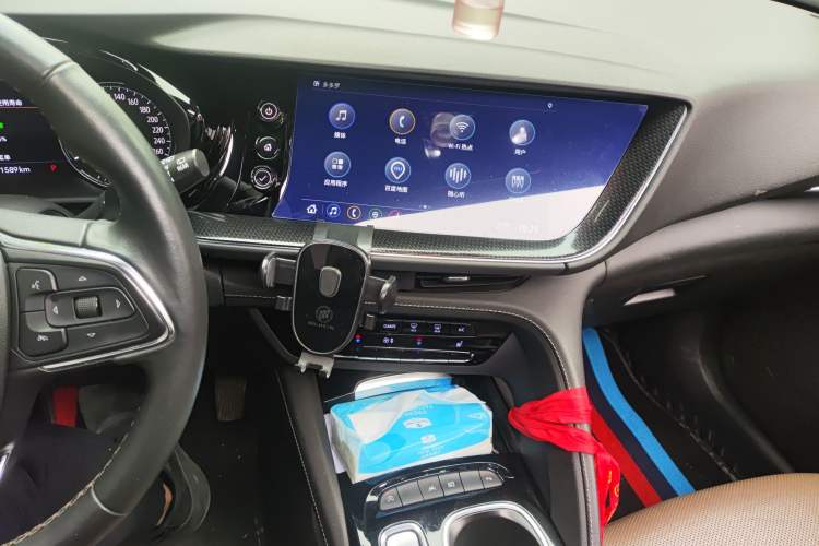 Used Buick Envision 2021 Encore Plus 652T Five-Seat Luxury Model Audio And AC Panel