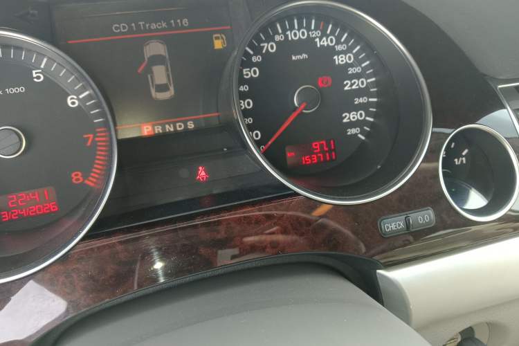 Used Audi A8 2009 A8L 4.2 FSI quattro Prestige Edition Odometer Close Up