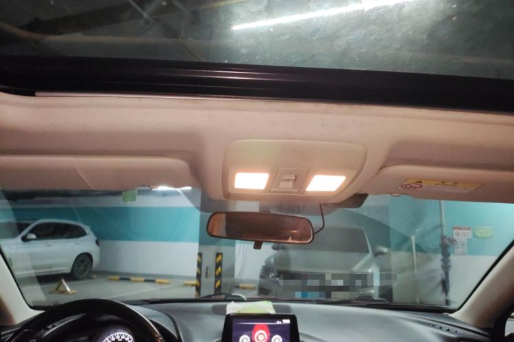 Used Mazda 3 Axela 2017 Hatchback 2.0L Automatic Luxury Model Emission Standard China V Headliner