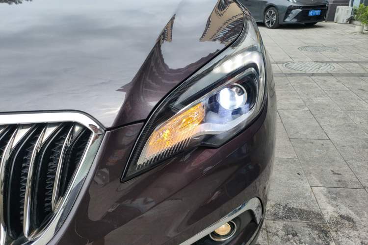 Used Buick Envision 2017 20T Two-Wheel Drive Leading Version
