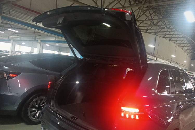 Used Geely Auto Monjaro L 2025 Dongfang Yao 2.0TD Automatic Lanxing Edition