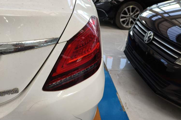 Used Mercedes-Benz C-Class 2021 C 260 L Sport Edition Star Collection Right Rear Taillight