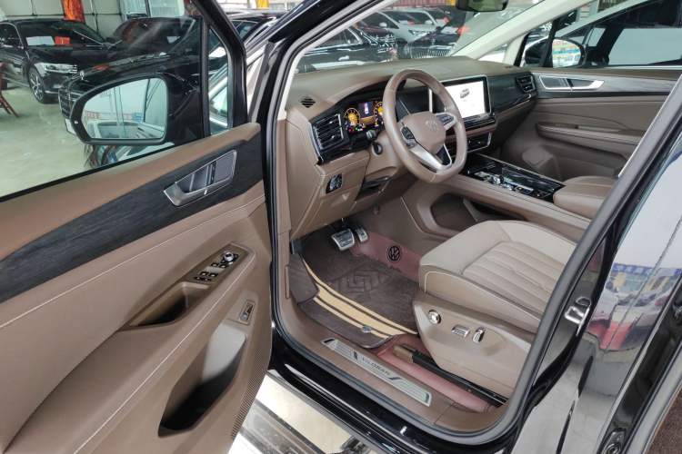 Used Volkswagen Viloran 2023 Revised Version 380TSI Luxury Edition