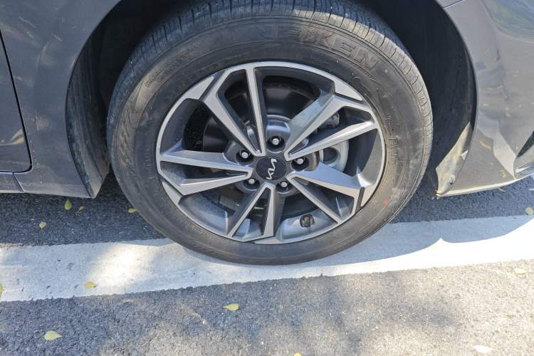 Used Kia K3 2024 1.5L CVT Luxury Smart Edition