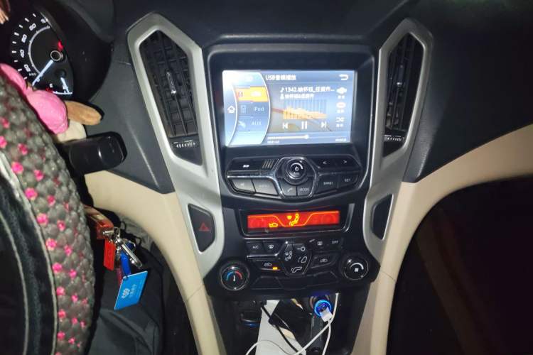 Used Chery Arrizo 7 2015 1.6L Manual ZhiShang Edition
