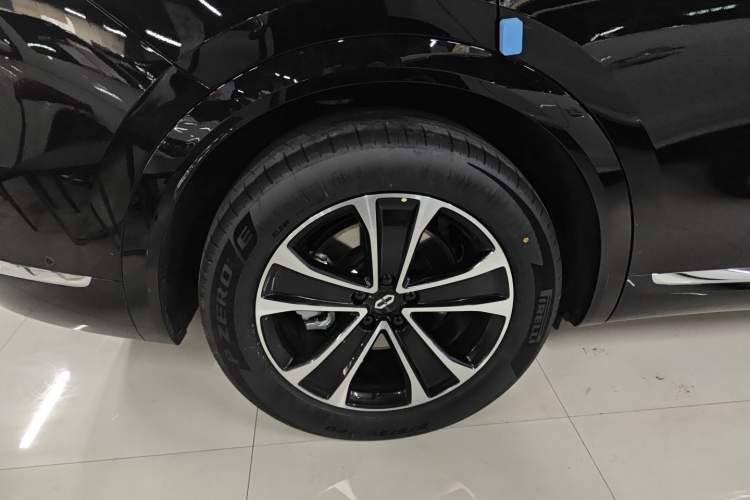 Used Hima AITO M7 2026 Model Range-Extending Pro+ All-Wheel Drive 5-Seater Version
