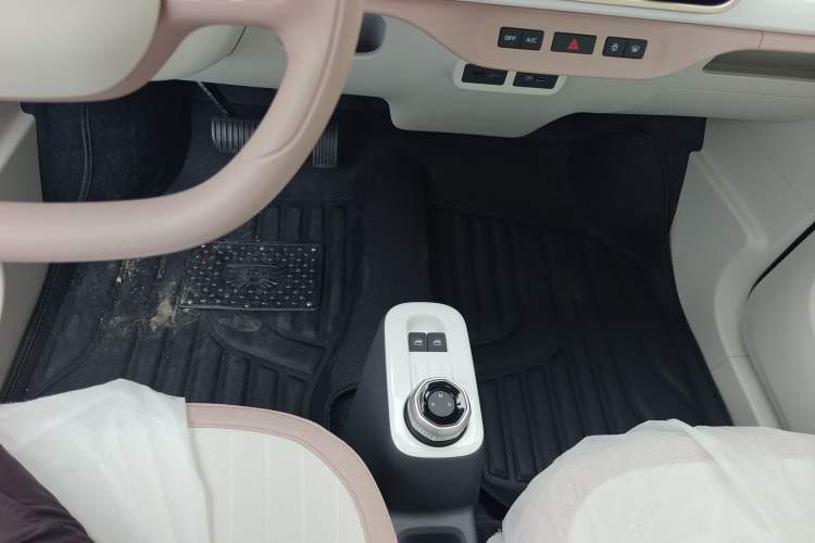 Used Geely Galaxy Panda 2025 210 km – Yuanqi Bear