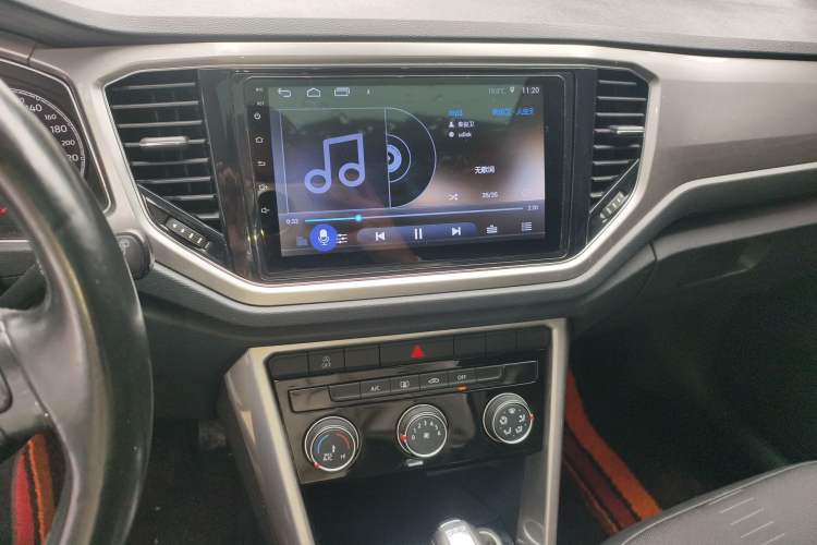 Used Volkswagen T-ROC 2019 230TSI DSG Two-Wheel-Drive Advanced Version China VI Standard Audio And AC Panel