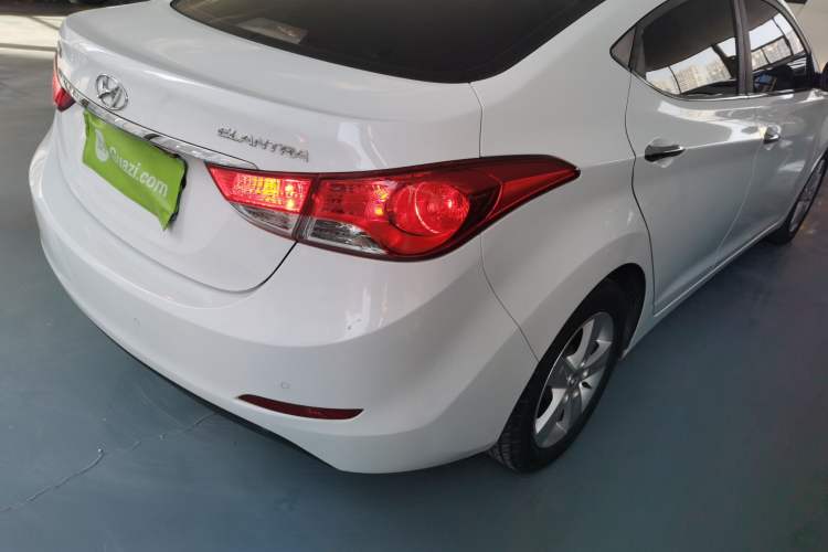 Used Hyundai Elantra (5th Generation / Langdong) 2012 1.6L Automatic Leading Model Right Rear Taillight